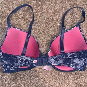 PINK Victoria's Secret Intimates & Sleepwear - Pink Victoria’s Secret bra PINK Victoria's Secret Intimates & Sleepwear - Pink Victoria’s Secret bra